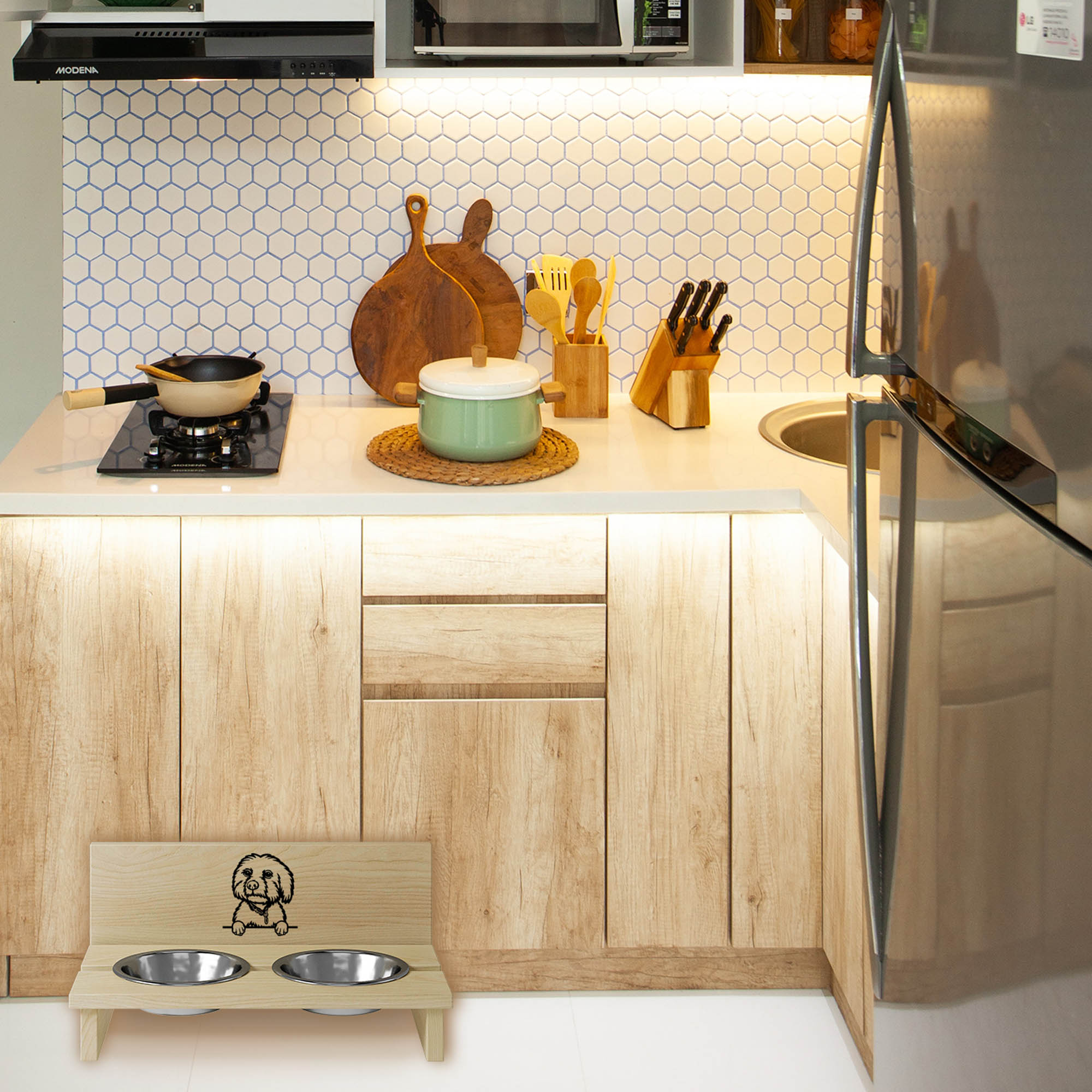 Stojak na miskę dla psa Maltipoo